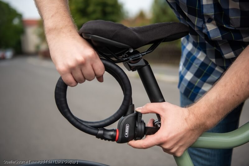 Diese 8 Dinge brauchen Fahrradfahrer: Ein gutes Fahrradschloss schützt vor Langfingern